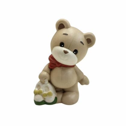 Figurka ceramiczna Egan Miś stojący z butami